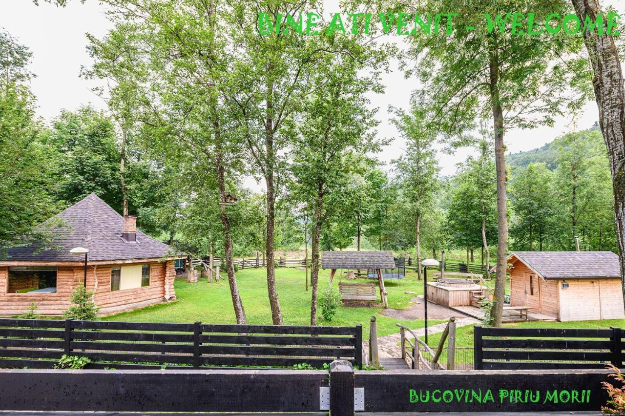 Pension Piriu' Morii Gura Humorului Bagian luar foto