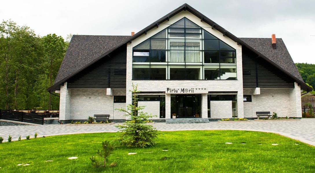 Pension Piriu' Morii Gura Humorului Bagian luar foto